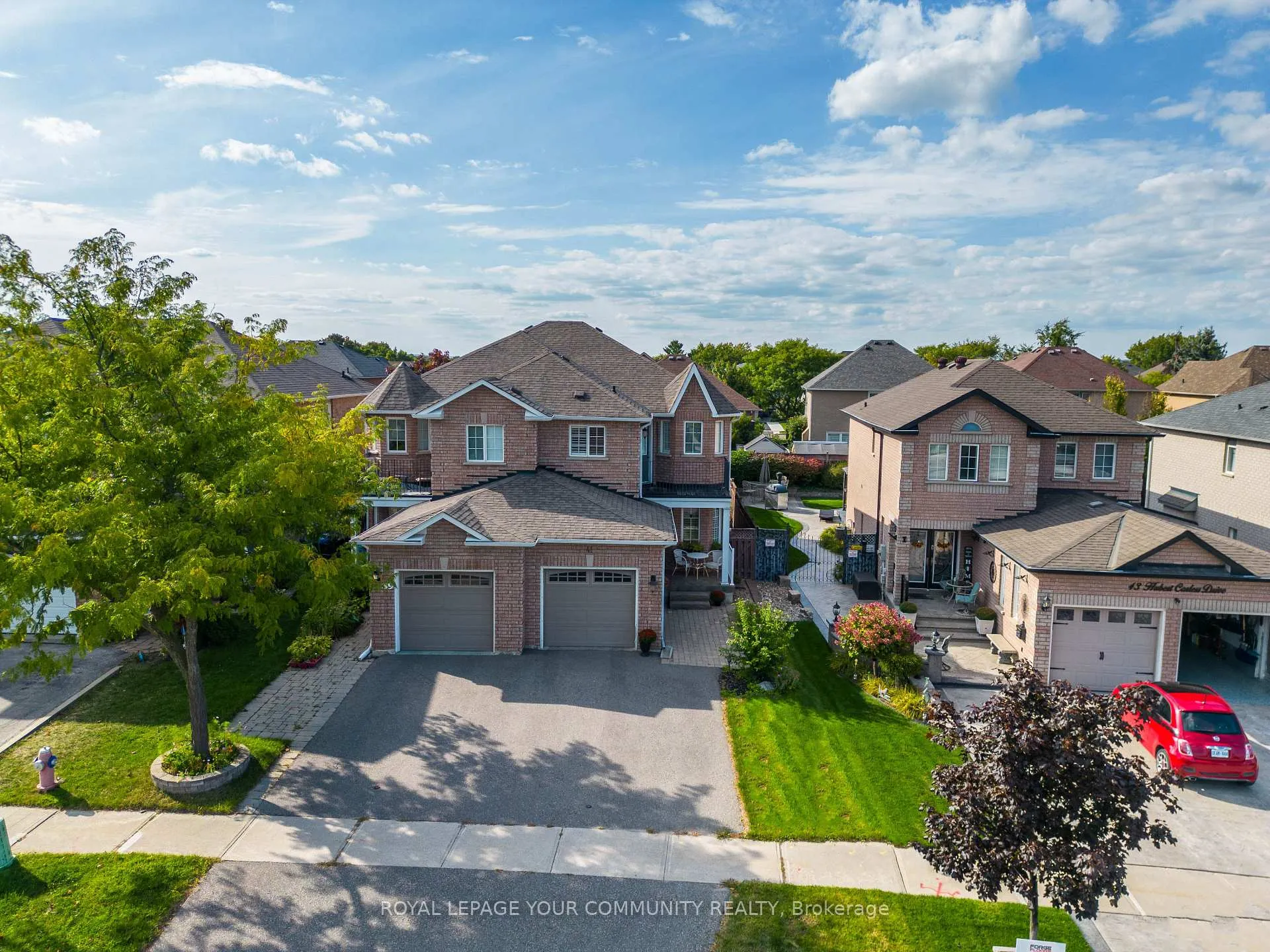 Photo 3 of 41 Hubert Corless Drive, Caledon, Bolton East — HOMEH