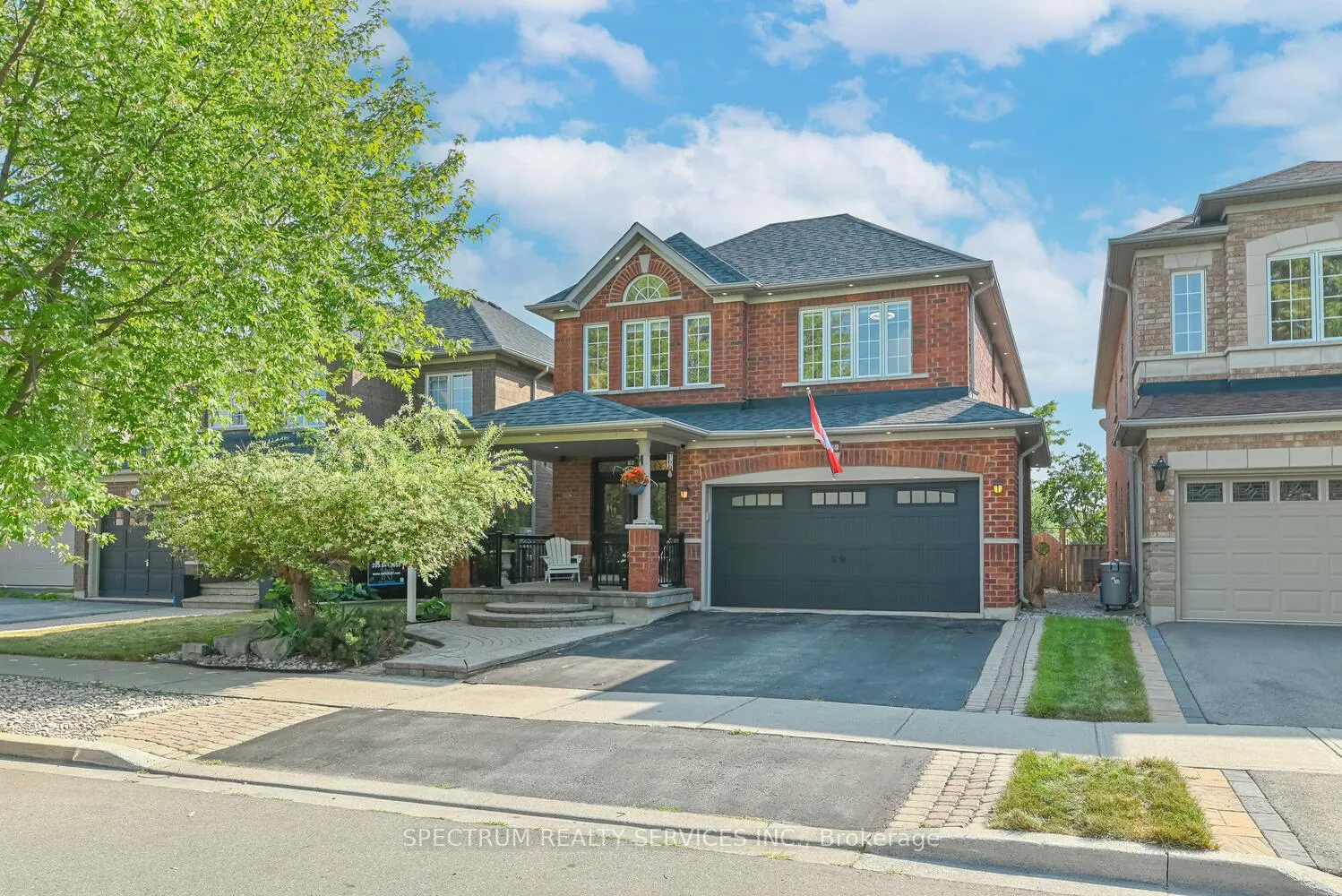 Photo 2 of 68 Robarts Drive, Milton, Dempsey — HOMEH