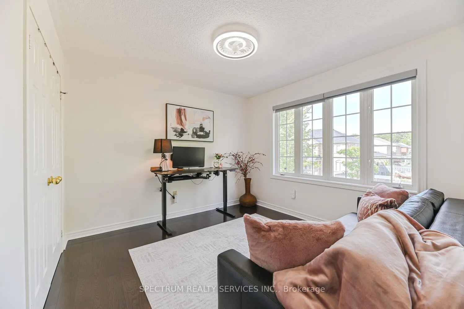 Photo 35 of 68 Robarts Drive, Milton, Dempsey — HOMEH