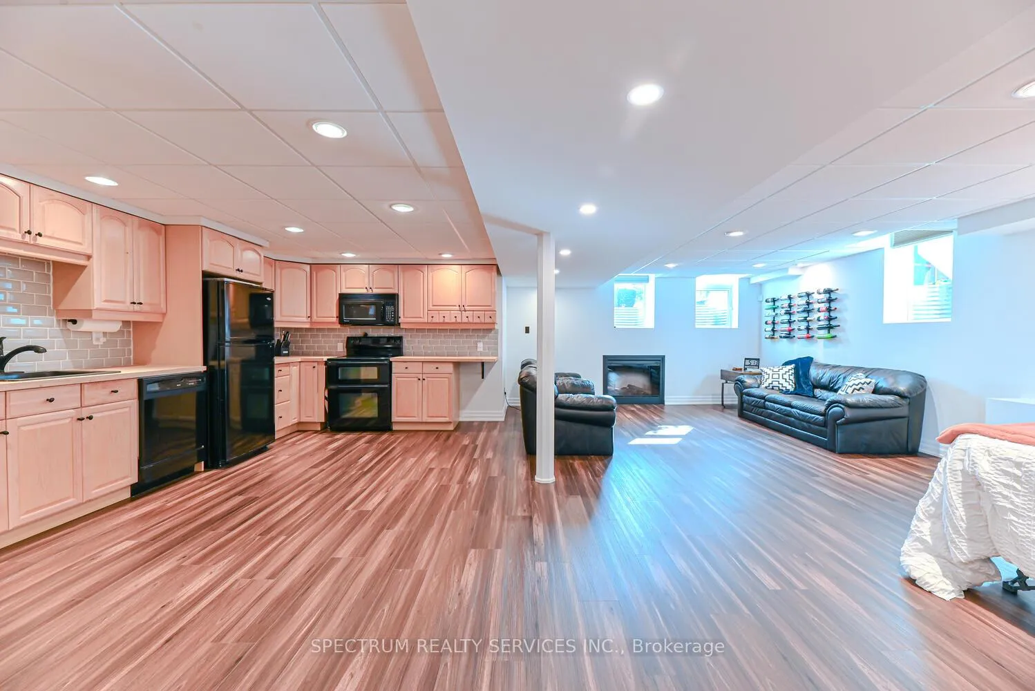 Photo 41 of 68 Robarts Drive, Milton, Dempsey — HOMEH