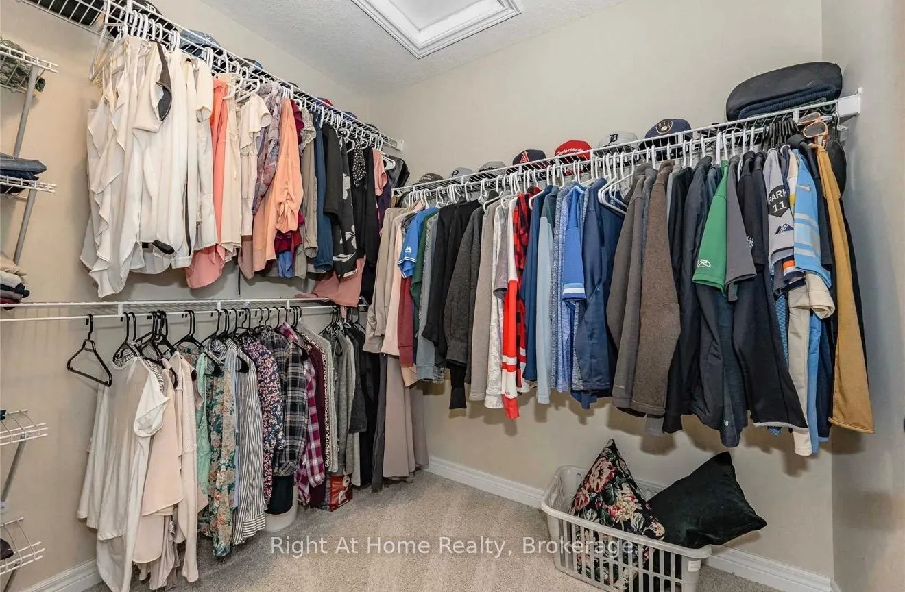 Photo 531 of 23 Mussen Street, Guelph, Victoria North — HOMEH
