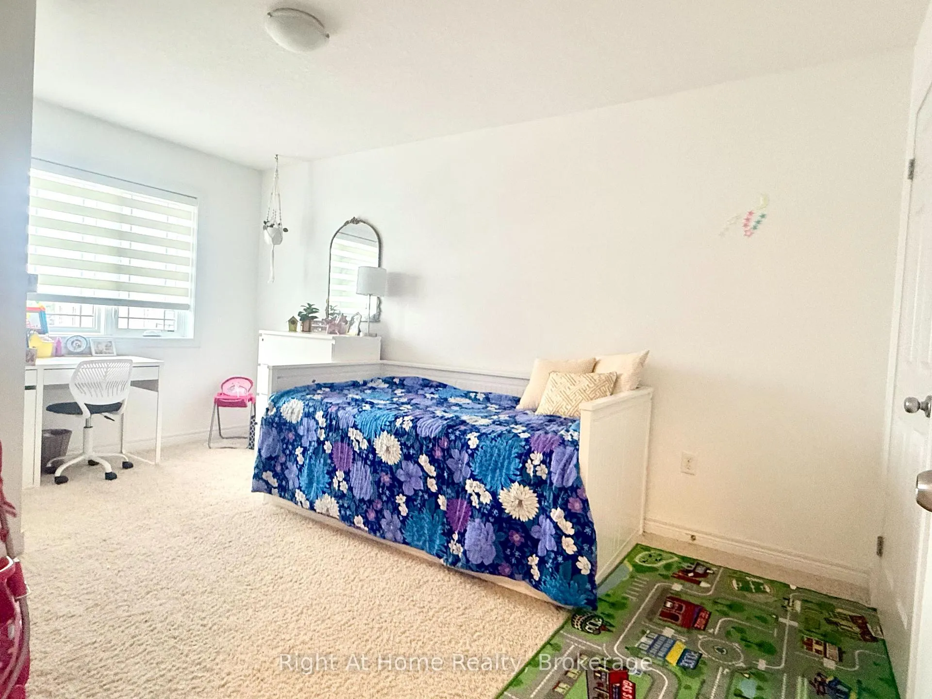 Photo 641 of 23 Mussen Street, Guelph, Victoria North — HOMEH