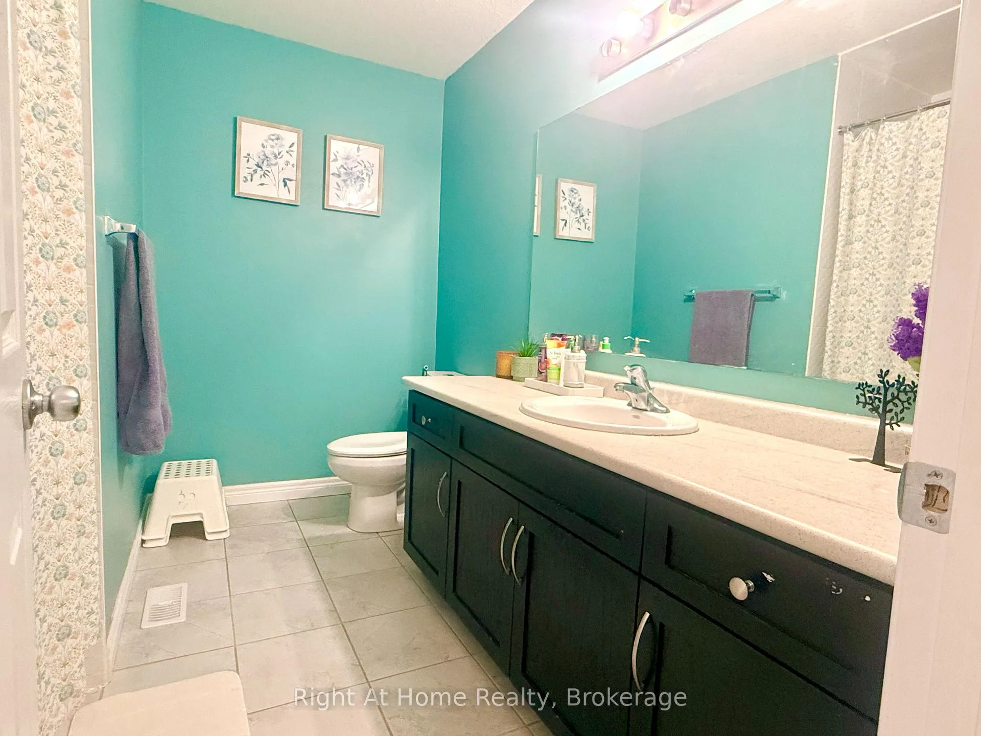 Photo 770 of 23 Mussen Street, Guelph, Victoria North — HOMEH