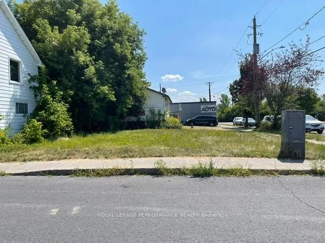 Photo 2 of 00 William Street S, Cornwall — HOMEH