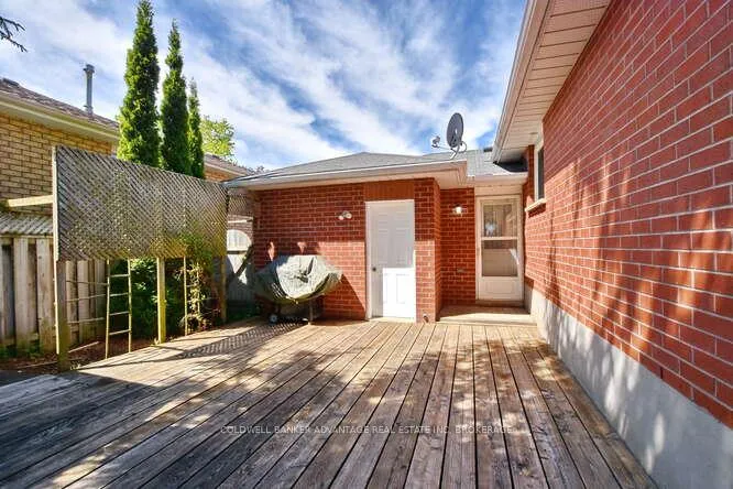 Photo 6 of 3 Mayfair Drive, Barrie, Ardagh — HOMEH