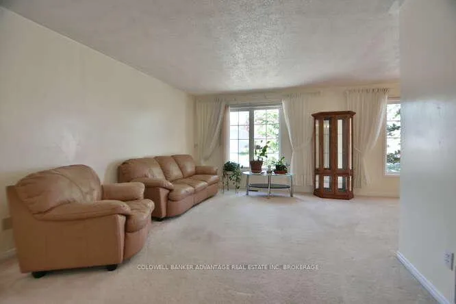 Photo 16 of 3 Mayfair Drive, Barrie, Ardagh — HOMEH