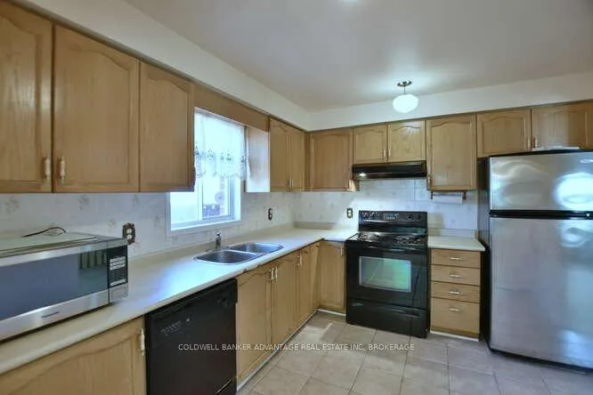 Photo 20 of 3 Mayfair Drive, Barrie, Ardagh — HOMEH