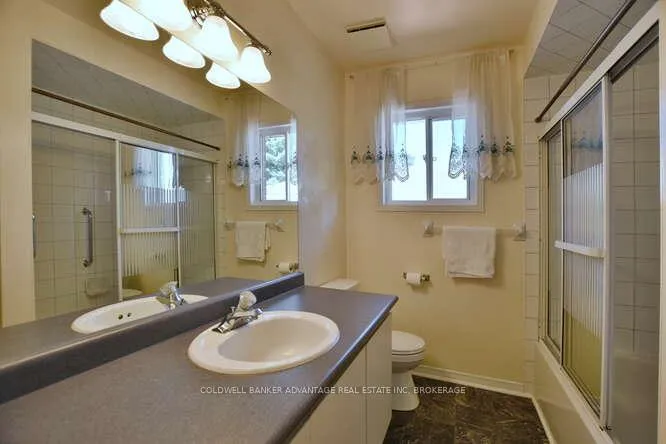 Photo 25 of 3 Mayfair Drive, Barrie, Ardagh — HOMEH