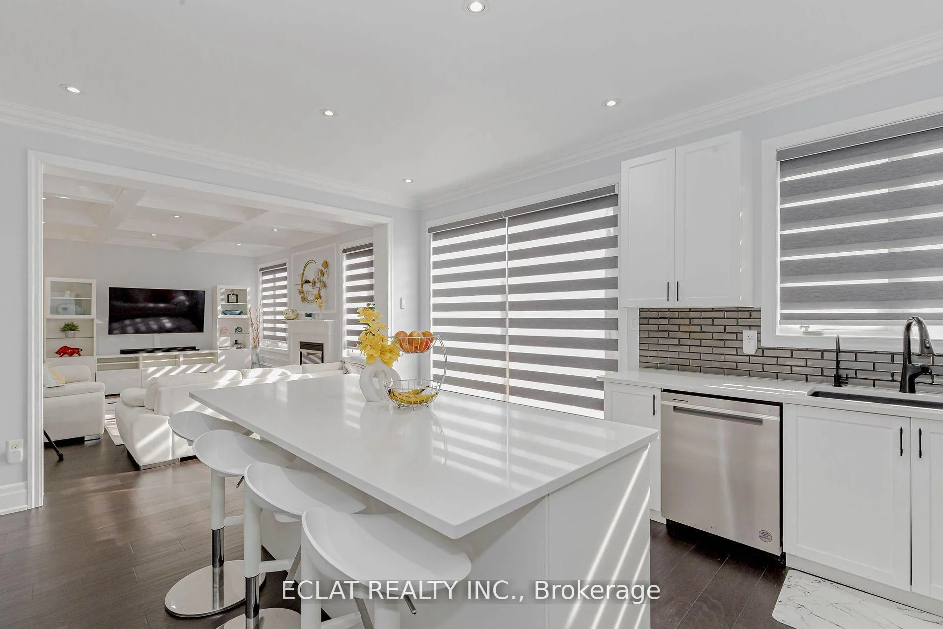 Photo 13 of 32 Nanaimo Crescent, Hamilton, Stoney Creek — HOMEH