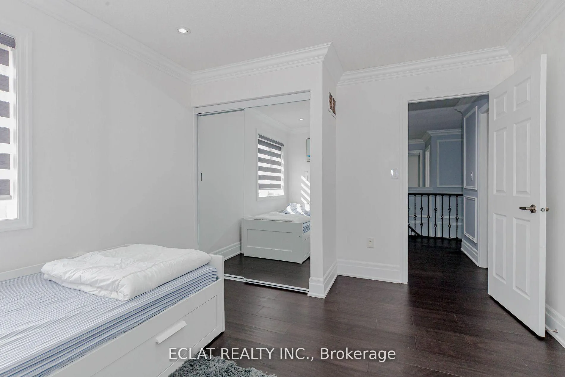 Photo 24 of 32 Nanaimo Crescent, Hamilton, Stoney Creek — HOMEH