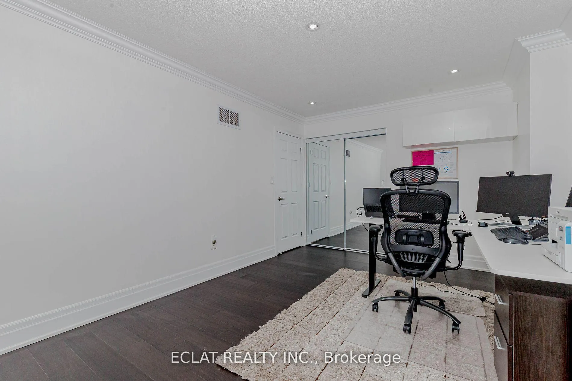 Photo 25 of 32 Nanaimo Crescent, Hamilton, Stoney Creek — HOMEH