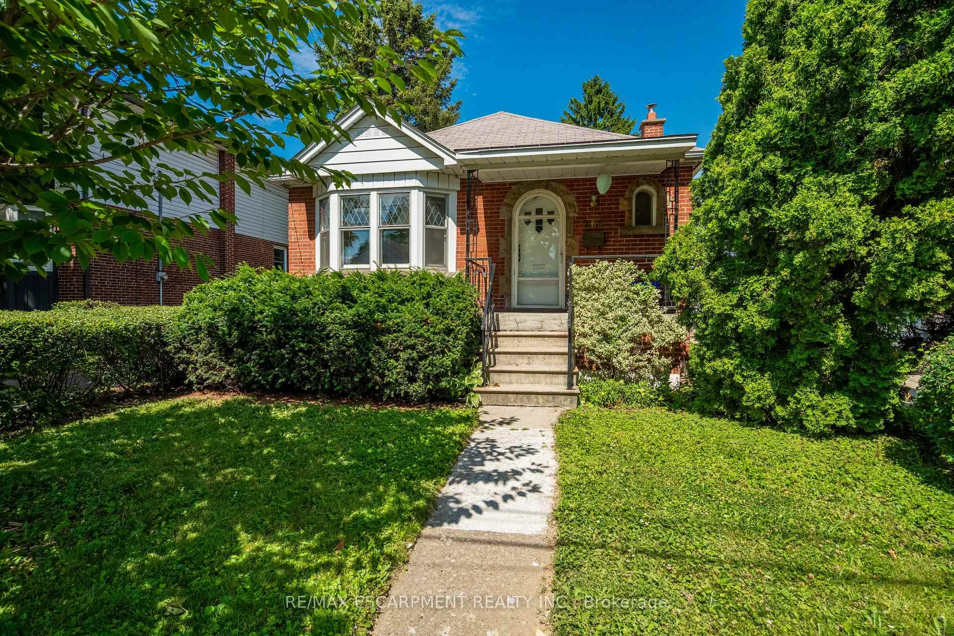 Photo 1 of 266 East 17TH Street, Hamilton, Inch Park — HOMEH