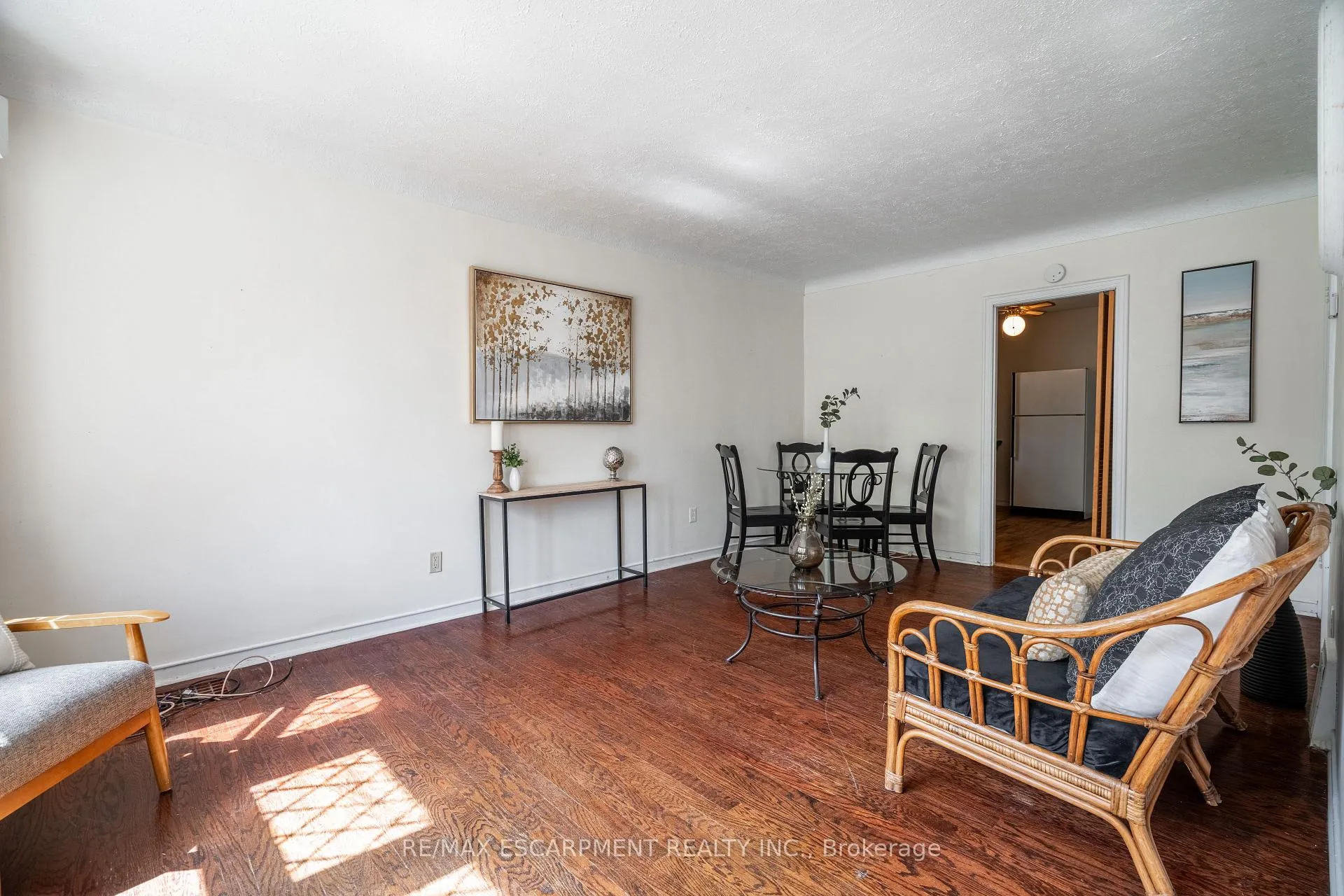 Photo 6 of 266 East 17TH Street, Hamilton, Inch Park — HOMEH
