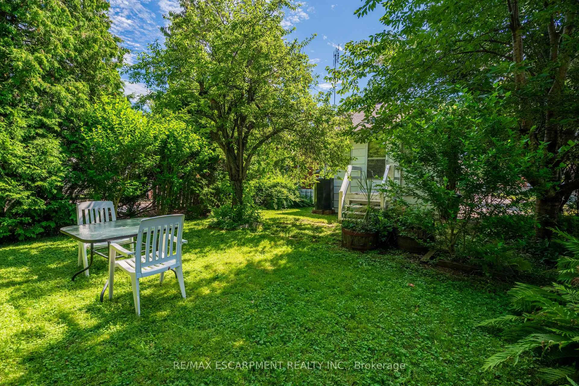 Photo 17 of 266 East 17TH Street, Hamilton, Inch Park — HOMEH
