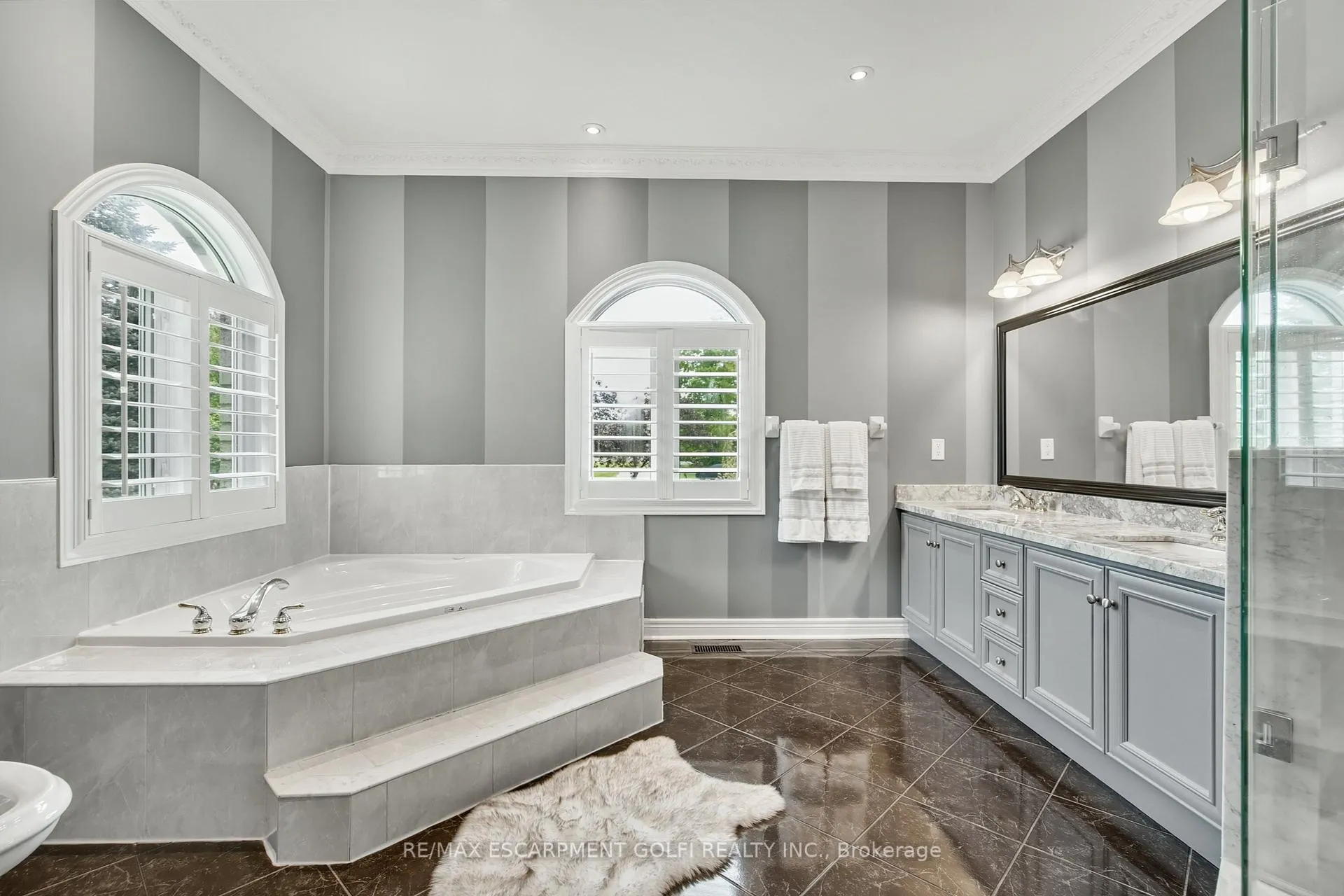 Photo 21 of 15 Rolling Meadow Drive, Caledon, Rural Caledon — HOMEH