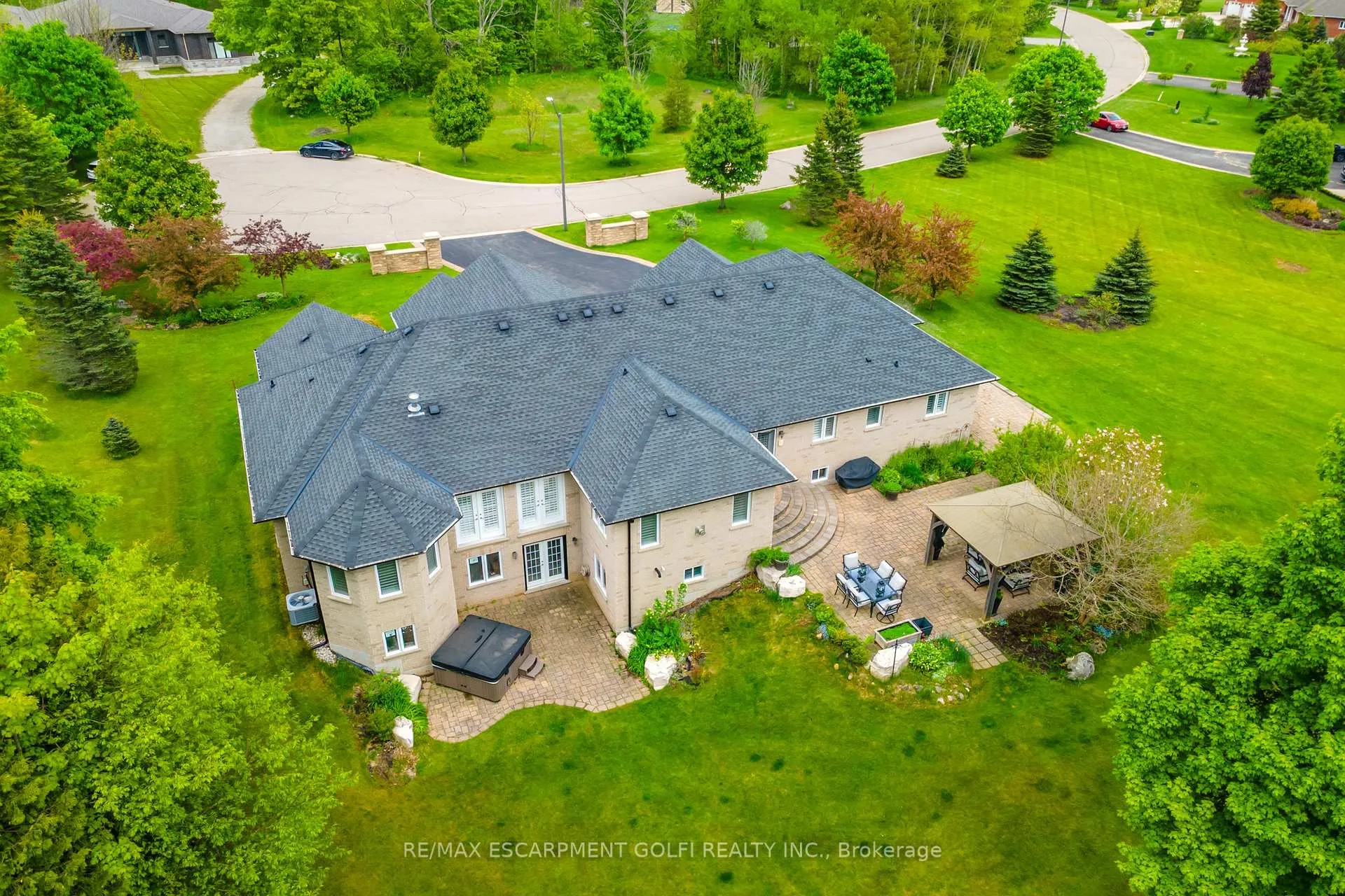 Photo 28 of 15 Rolling Meadow Drive, Caledon, Rural Caledon — HOMEH