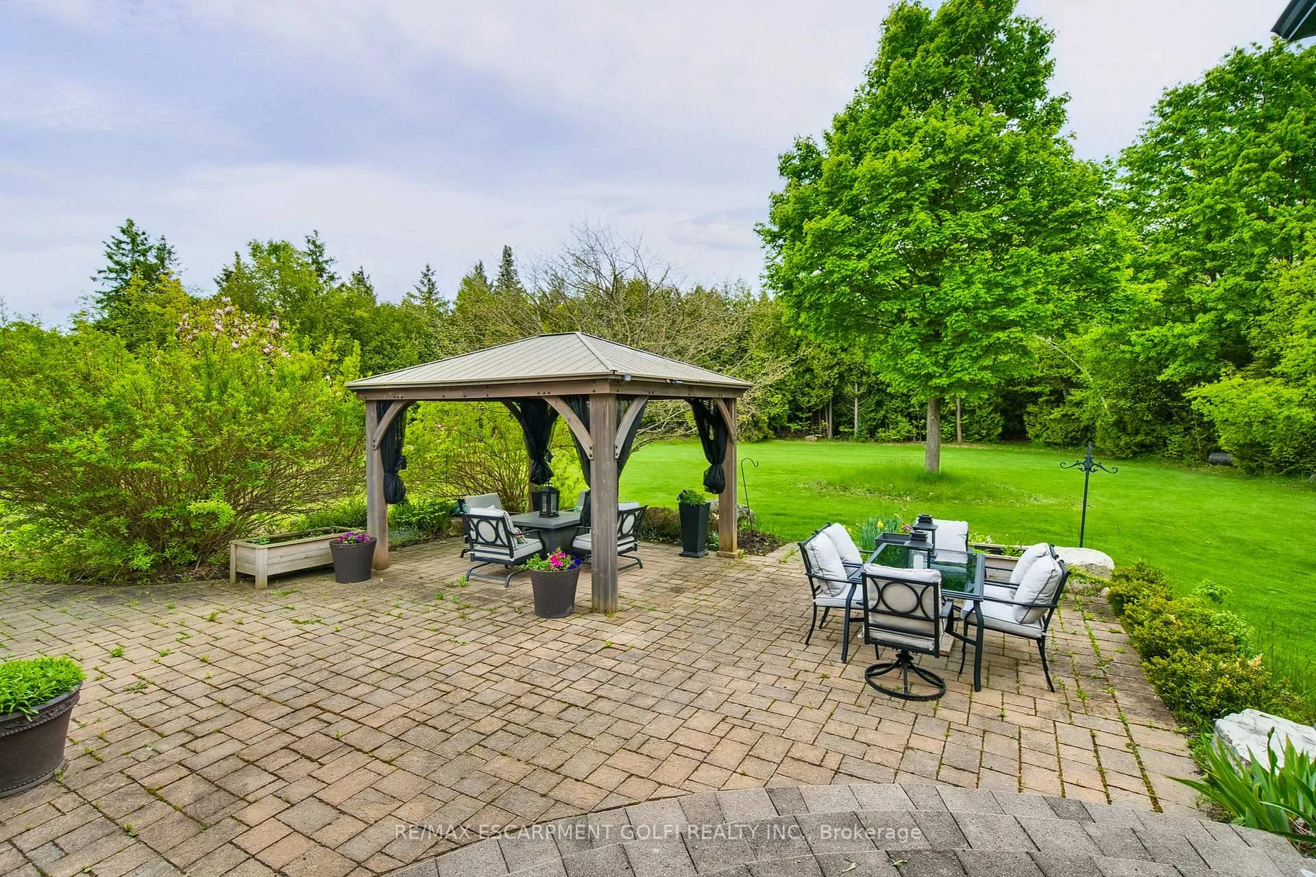Photo 31 of 15 Rolling Meadow Drive, Caledon, Rural Caledon — HOMEH