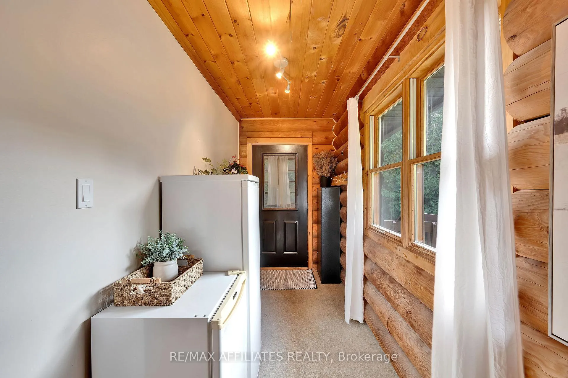 Photo 17 of 256 Saunders Road, Beckwith, Beckwith Twp — HOMEH