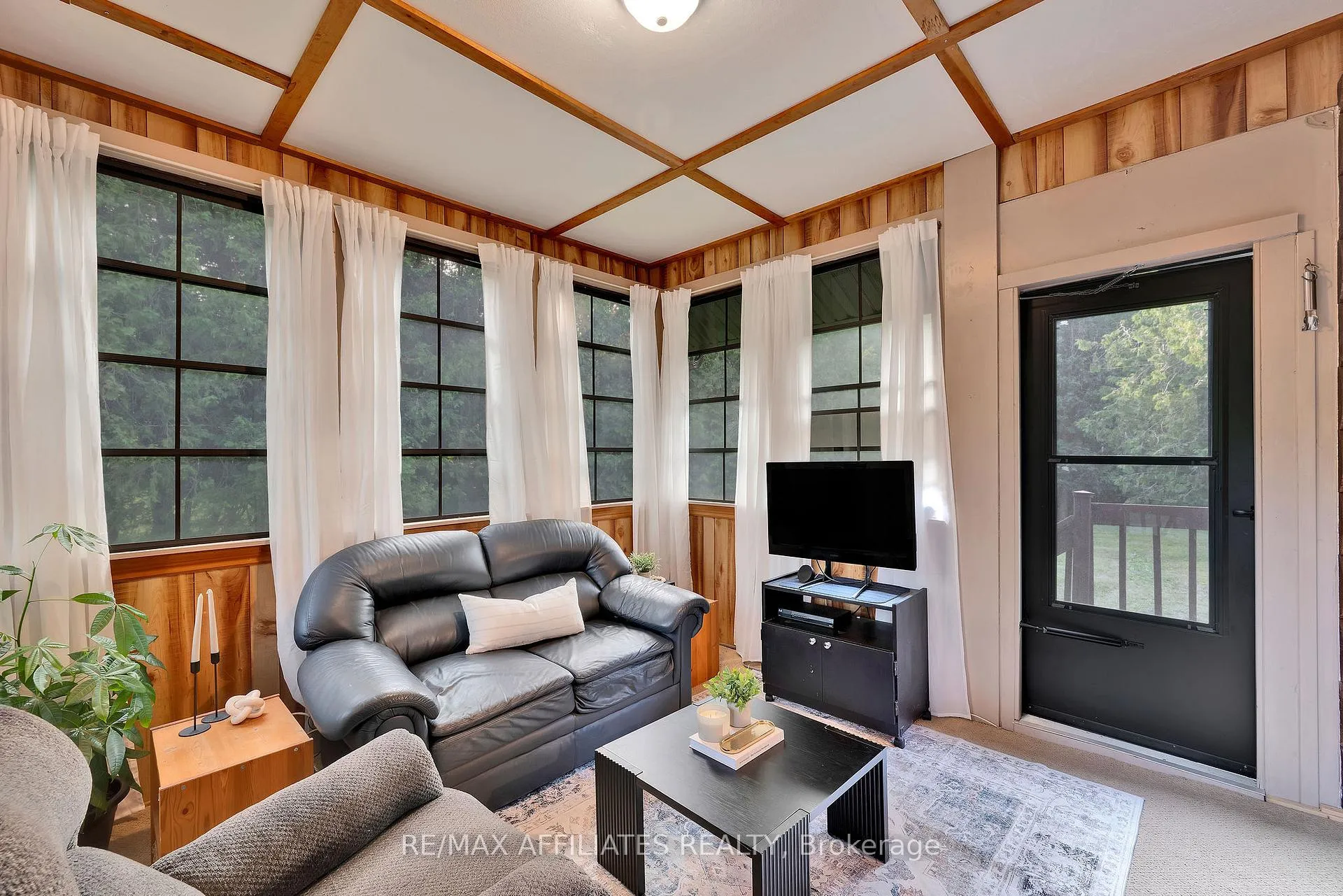 Photo 18 of 256 Saunders Road, Beckwith, Beckwith Twp — HOMEH