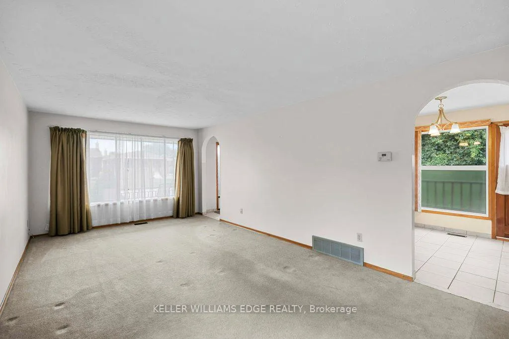 Photo 12 of 16 Evelyn Street, Hamilton, Riverdale — HOMEH