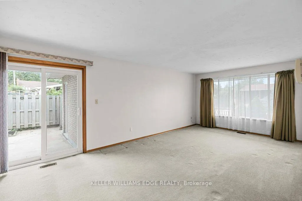 Photo 13 of 16 Evelyn Street, Hamilton, Riverdale — HOMEH