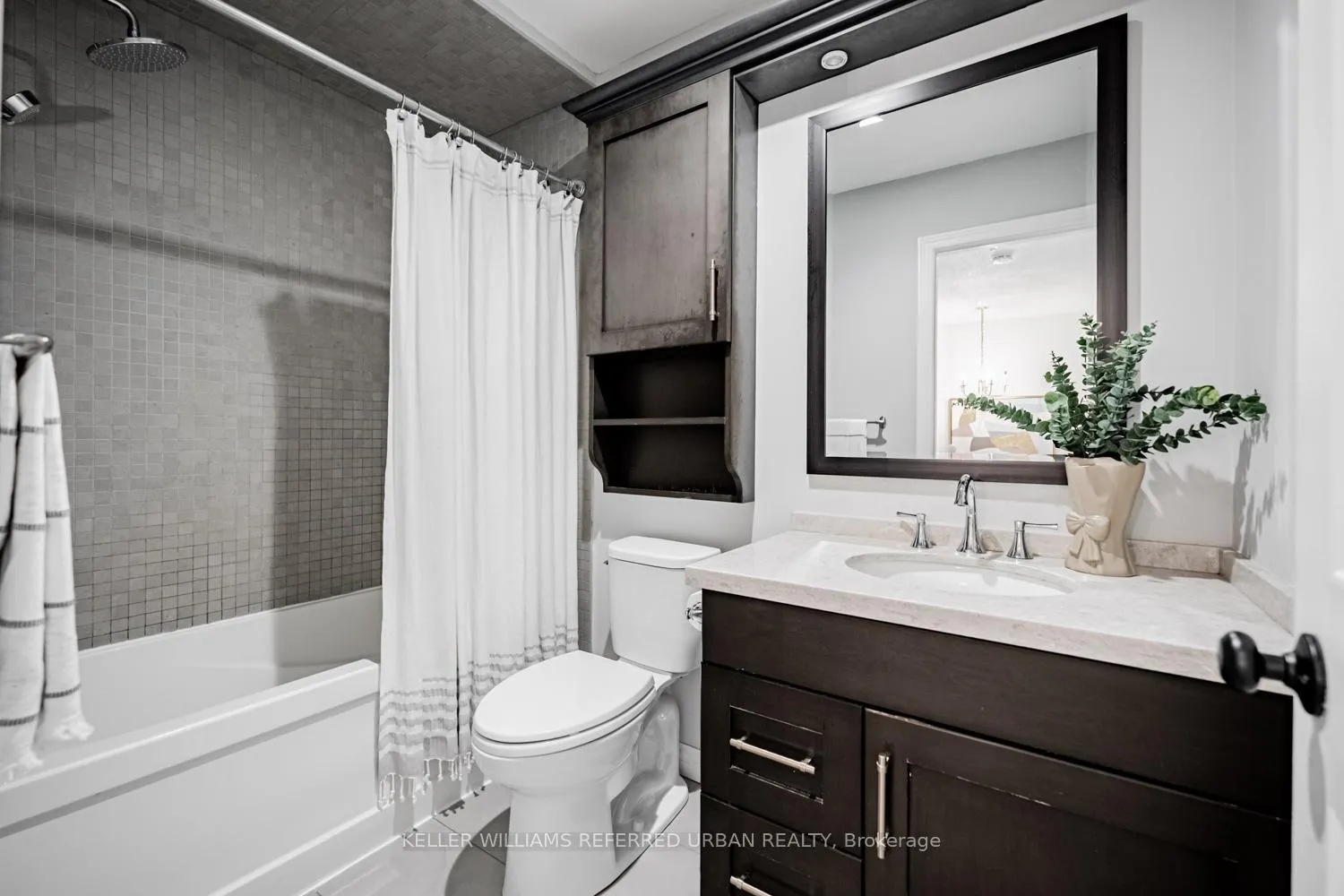 Photo 18 of 1253 Walkers Line, Burlington, Tansley — HOMEH