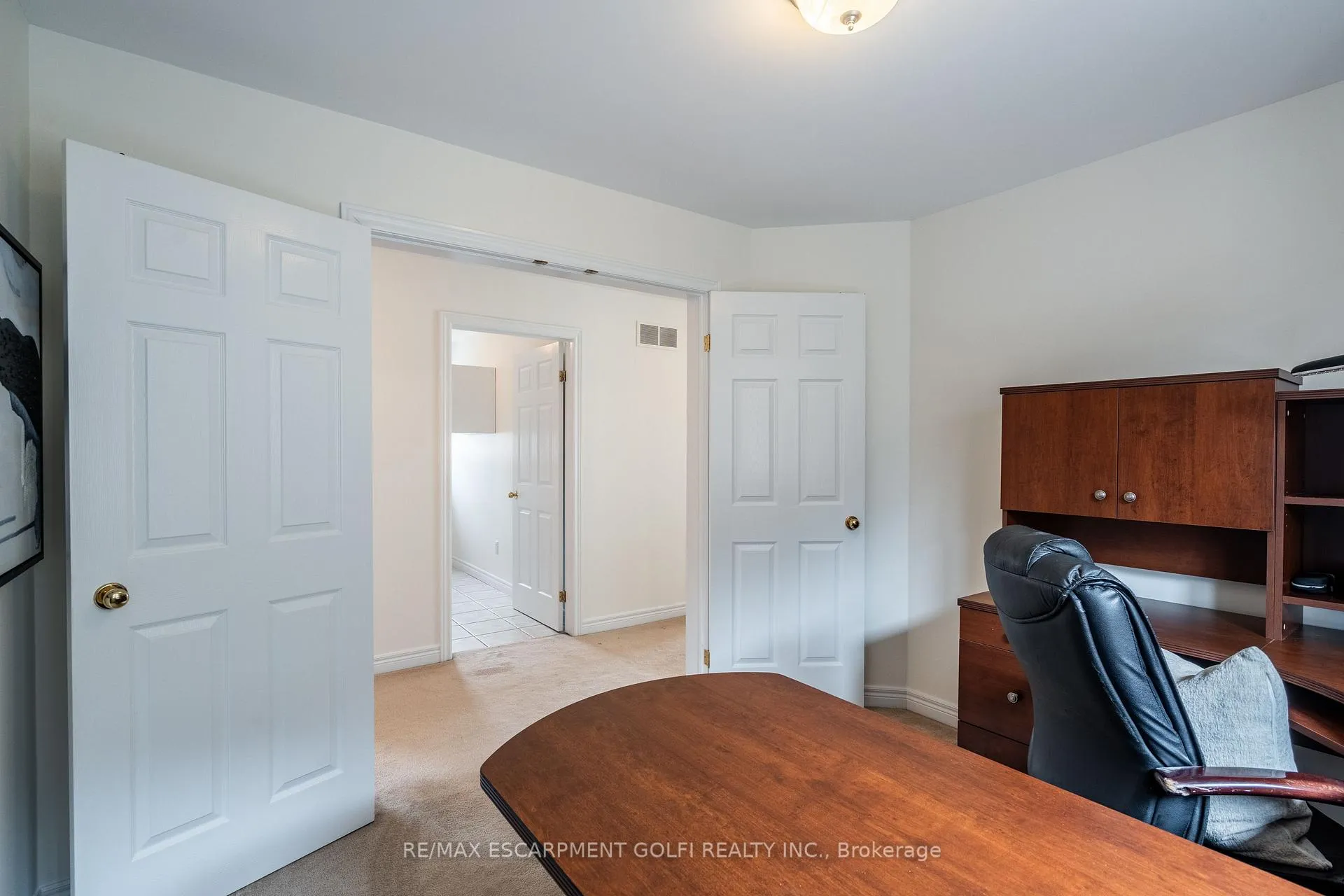 Photo 18 of 200 Sirente Drive, Hamilton, Crerar — HOMEH