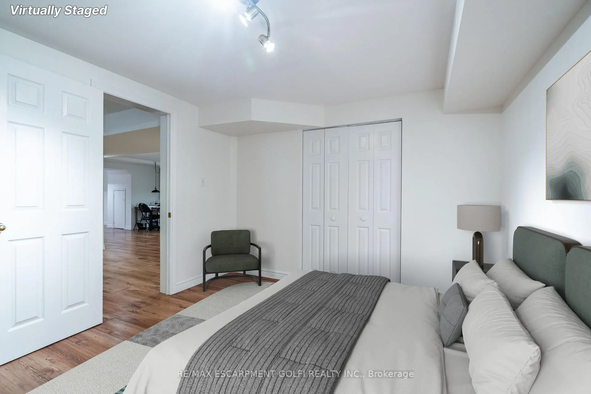 Photo 28 of 200 Sirente Drive, Hamilton, Crerar — HOMEH