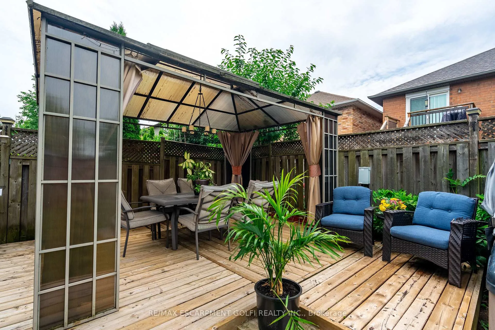 Photo 35 of 200 Sirente Drive, Hamilton, Crerar — HOMEH