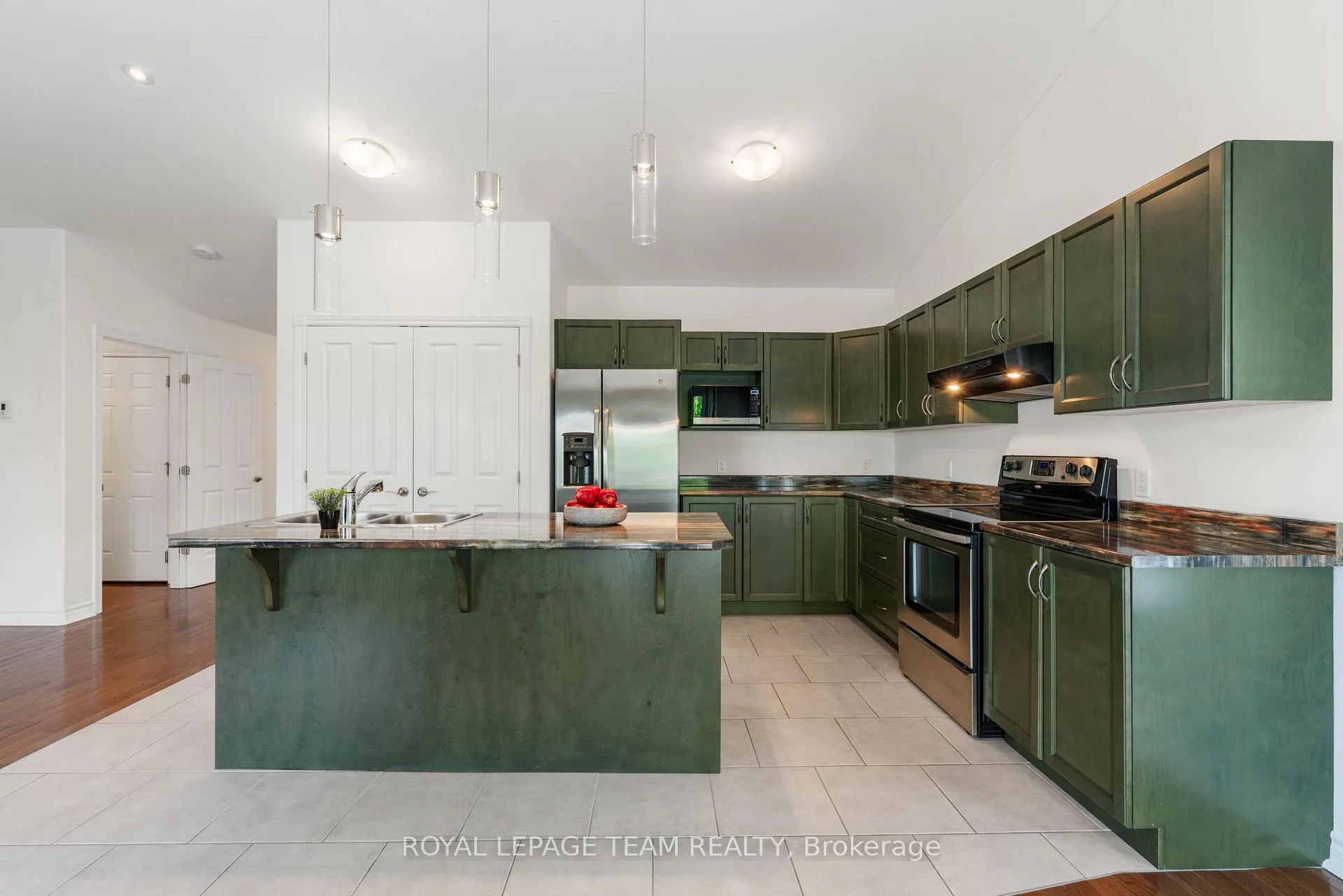 Photo 14 of 29 Westerra Way, North Grenville, Kemptville — HOMEH