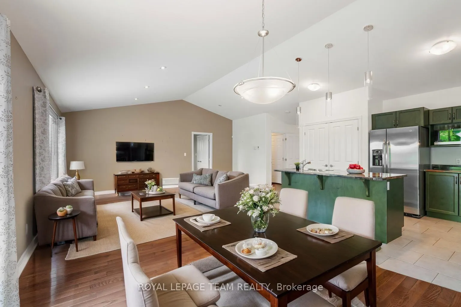 Photo 17 of 29 Westerra Way, North Grenville, Kemptville — HOMEH