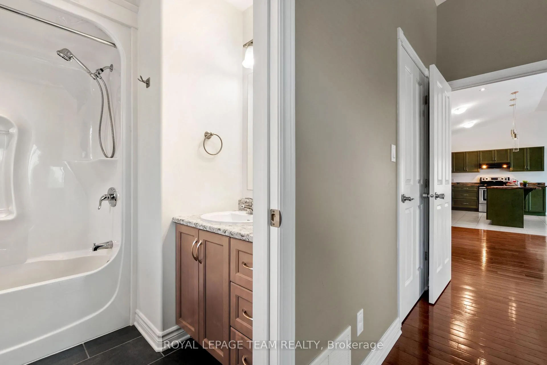 Photo 27 of 29 Westerra Way, North Grenville, Kemptville — HOMEH