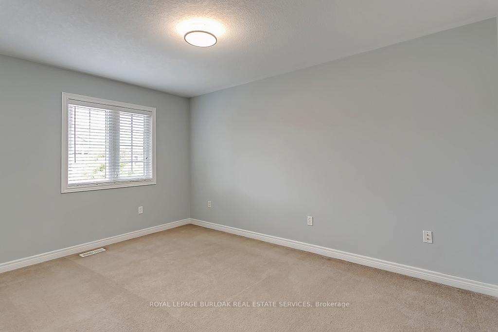 Photo 14 of 5324 Applegarth Drive, Burlington, Orchard — HOMEH