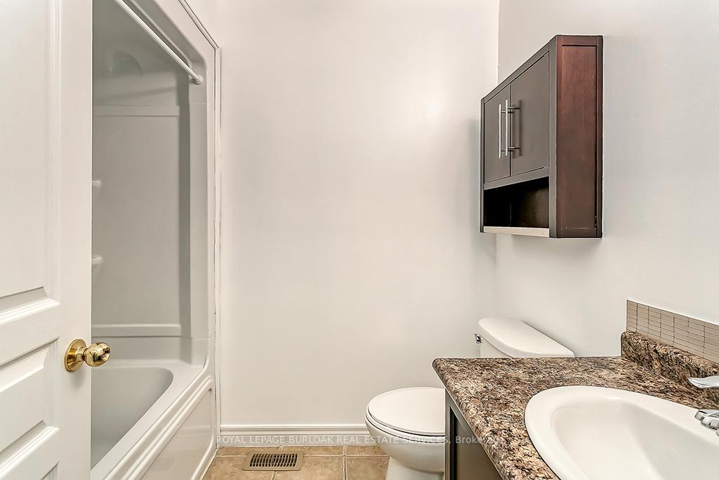 Photo 15 of 5324 Applegarth Drive, Burlington, Orchard — HOMEH