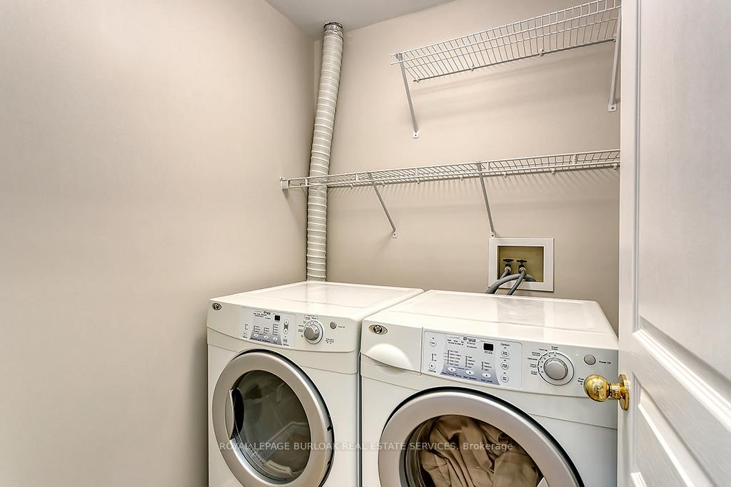 Photo 16 of 5324 Applegarth Drive, Burlington, Orchard — HOMEH