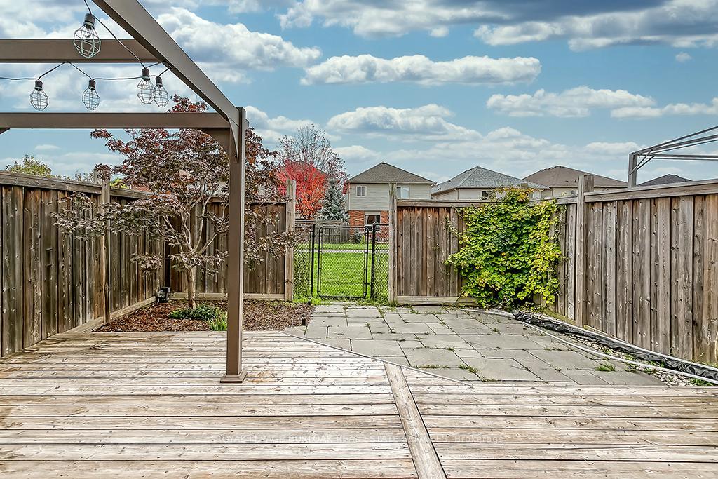 Photo 17 of 5324 Applegarth Drive, Burlington, Orchard — HOMEH