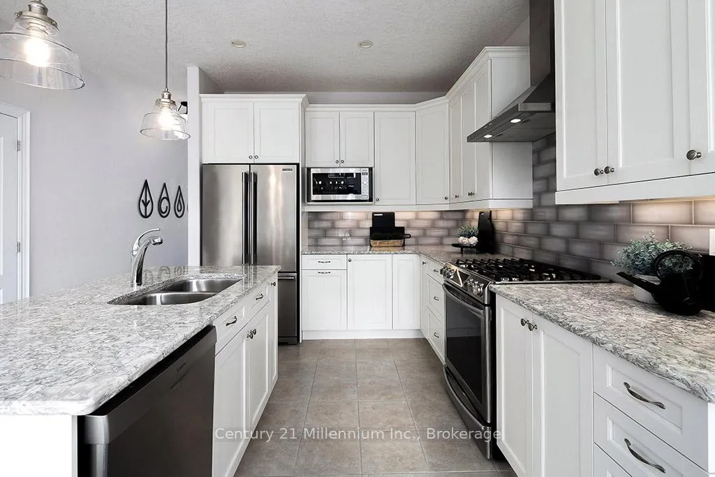 Photo 14 of 22 Wilson Street, Collingwood — HOMEH