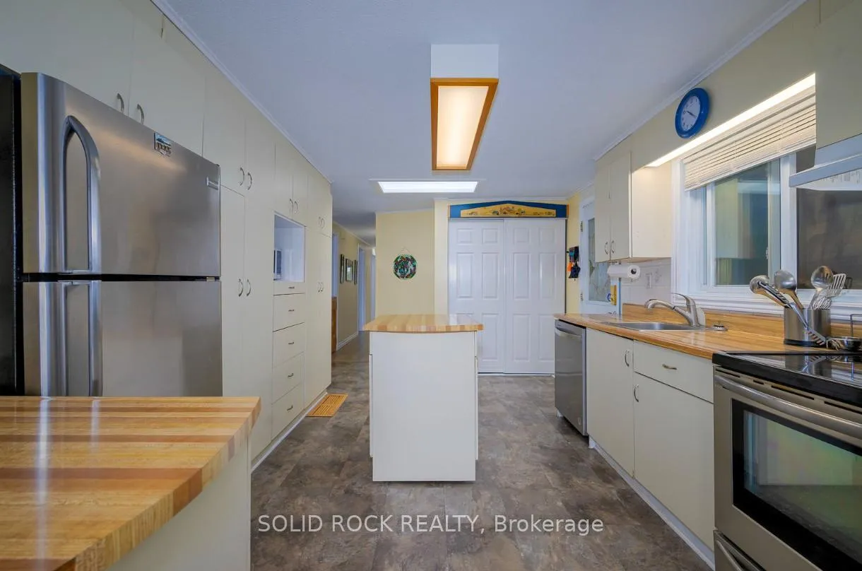 Photo 5 of 211 Dodson Street, North Grenville, Kemptville — HOMEH