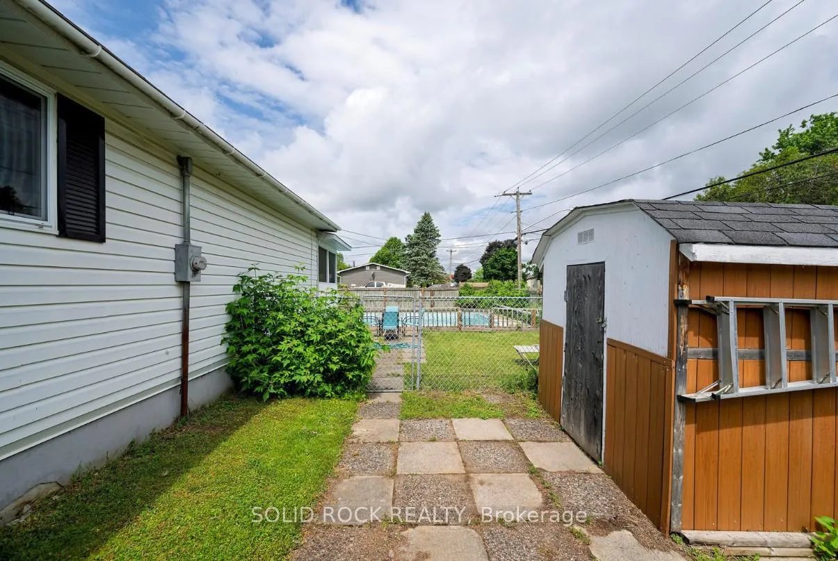 Photo 23 of 211 Dodson Street, North Grenville, Kemptville — HOMEH