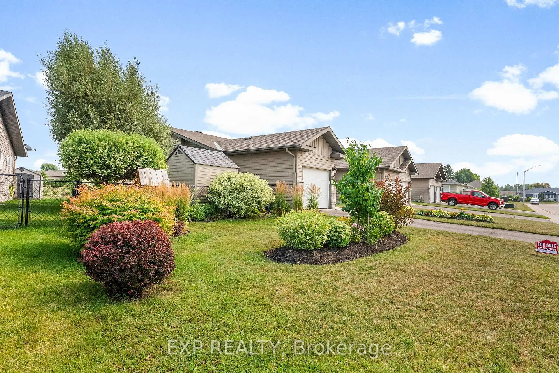Photo 3 of 50 Otteridge Avenue, Renfrew — HOMEH