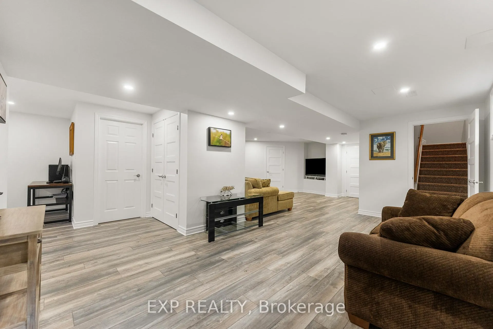 Photo 33 of 50 Otteridge Avenue, Renfrew — HOMEH