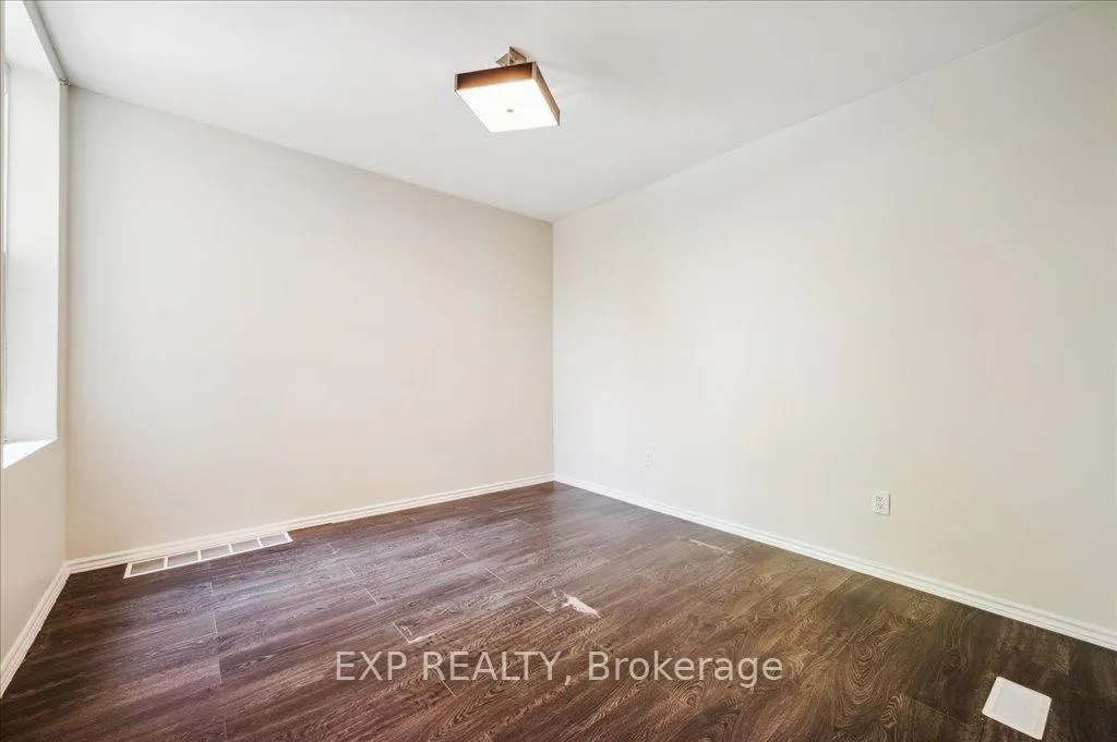 Photo 9 of 228 Hunter Street E, Hamilton, Corktown — HOMEH