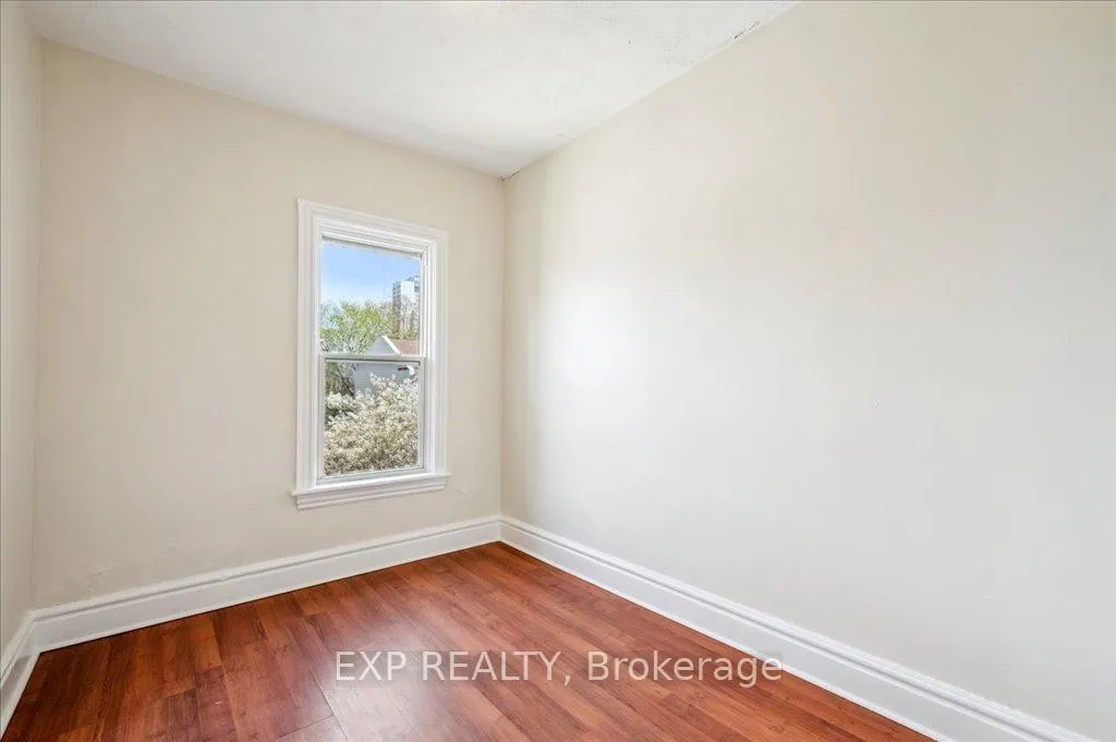 Photo 21 of 228 Hunter Street E, Hamilton, Corktown — HOMEH