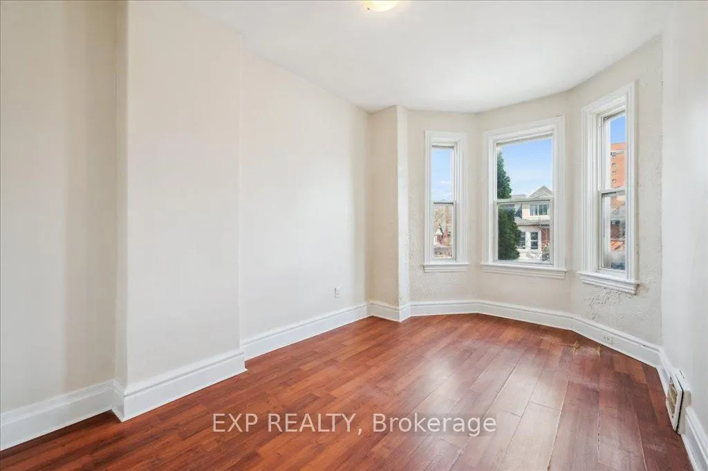 Photo 23 of 228 Hunter Street E, Hamilton, Corktown — HOMEH