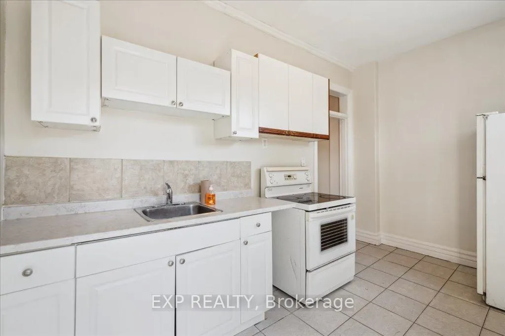Photo 26 of 228 Hunter Street E, Hamilton, Corktown — HOMEH