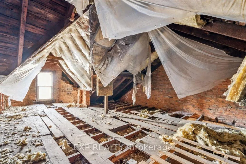 Photo 29 of 228 Hunter Street E, Hamilton, Corktown — HOMEH