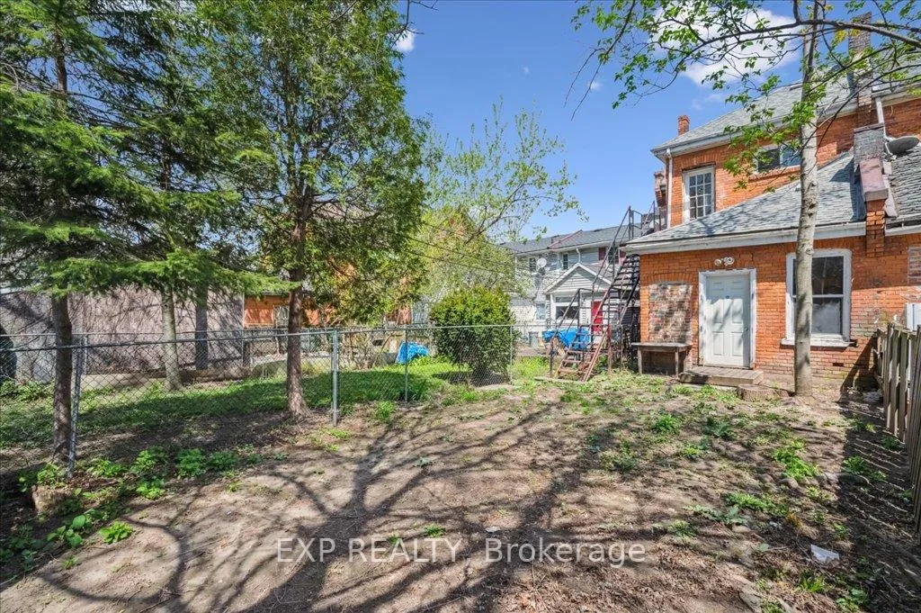 Photo 32 of 228 Hunter Street E, Hamilton, Corktown — HOMEH