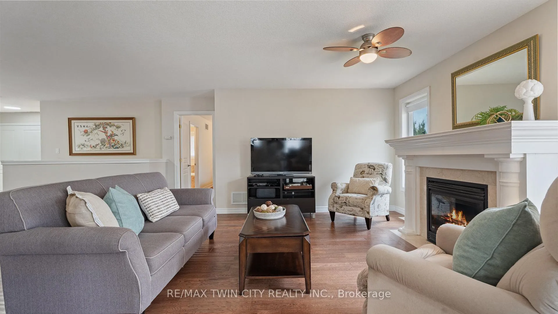 Photo 13 of 22 Cobblestone Drive, Brant, Paris — HOMEH