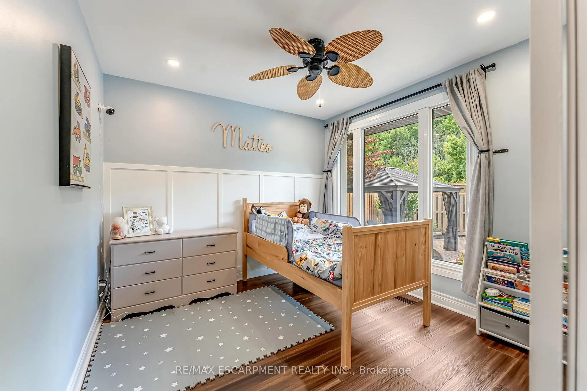 Photo 28 of 25 Alba Street, Hamilton, Stoney Creek — HOMEH
