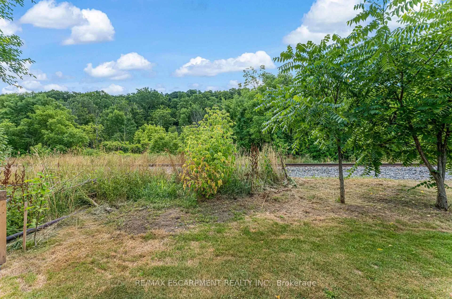 Photo 35 of 25 Alba Street, Hamilton, Stoney Creek — HOMEH